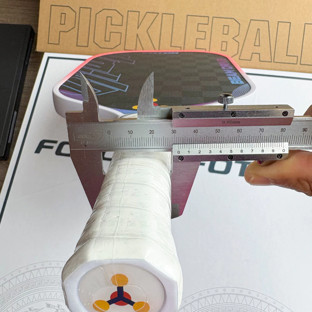 Vợt Pickleball Foton Beam Drive 16mm – Carbon 18K, Kiểm Soát Tốt, Dành Cho Người Chơi Trung Cấp 